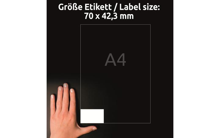 Actual product image Avery universal labels