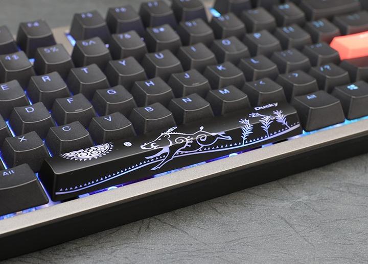 Image du produit Ducky Shine 7 PBT (DE, Filaire)