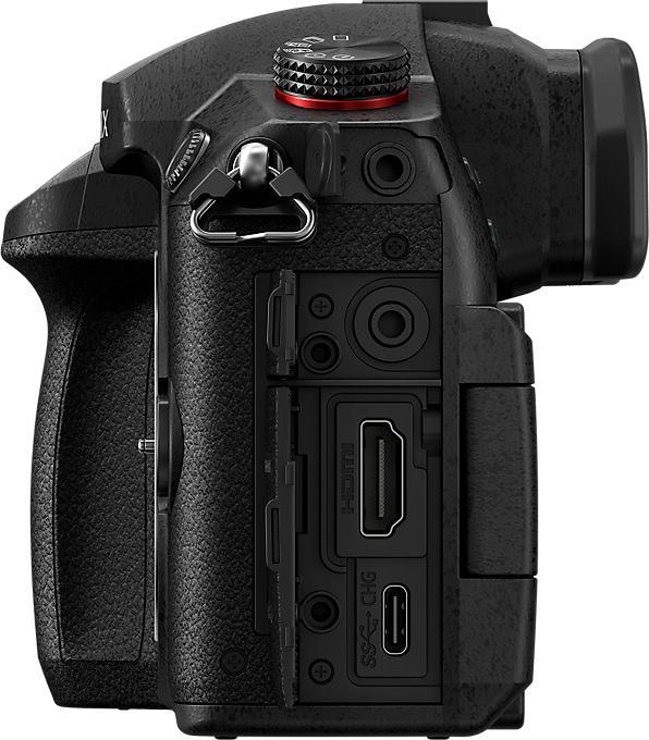 Productafbeelding Panasonic Lumix DC-GH5 II + Lumix G H-FS 12-60mm f3.5-5.6 Asph. (12 - 60 mm, 20.33 Mpx)