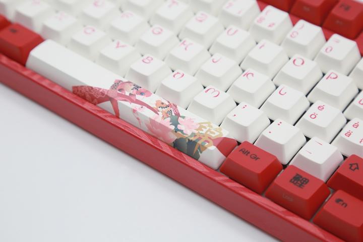 Actual product image Varmilo Koi VA109 (CH, Cable)