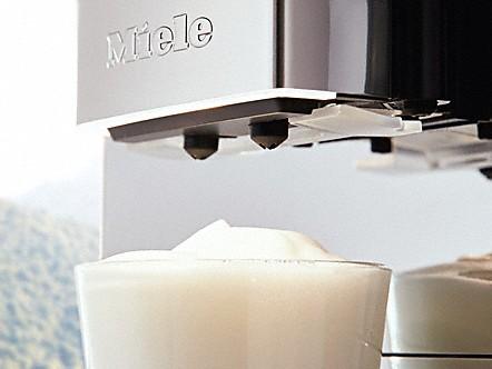 Produktbild Miele CM 6360 MilkPerfection (CH-Stecker)