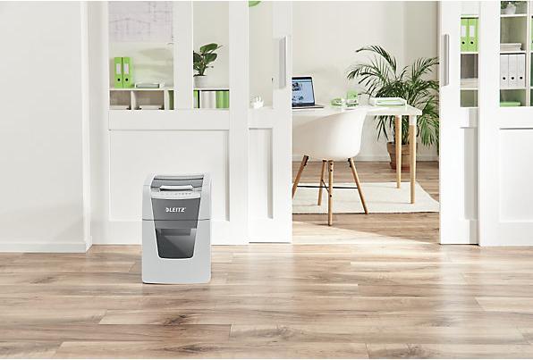 Image du produit Leitz Destructeur de documents IQ Autofeed Small Office 100 coupe en particules 34 l (Coupe de particules)