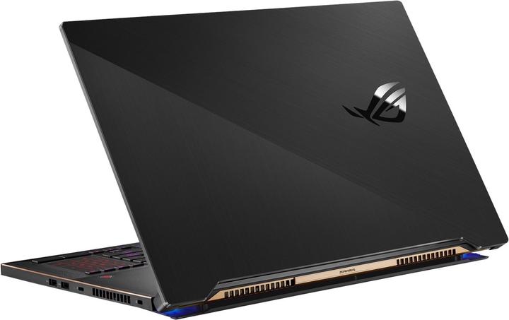 Produktbild ASUS ROG Zephyrus S17 (17.30", Intel Core i7-10875H, 32 GB, 1000 GB, CH)