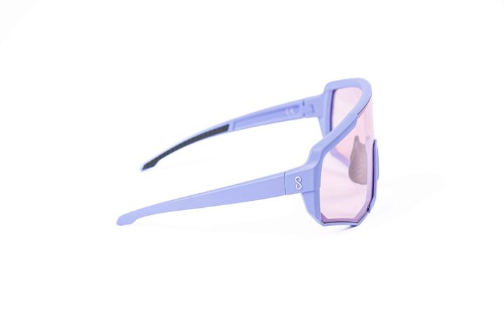 Produktbild Coast Optics Nita XL Sportbrille Alpen mit Pink Crystal und klarem Glas (Blau, Pink Crystal)
