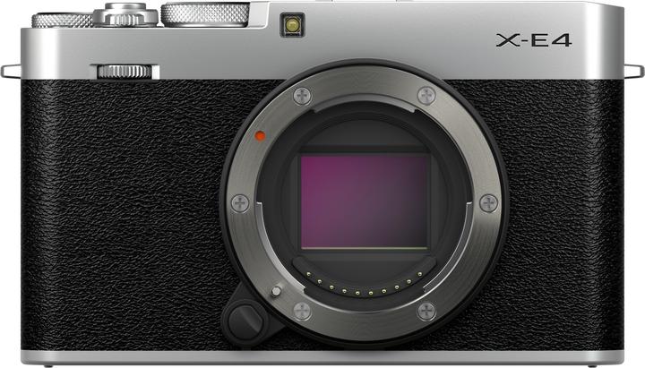 Fujifilm X-E4 (26.10 Mpx, APS-C / DX)