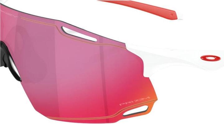 Actual product image Oakley Cybr Dyno