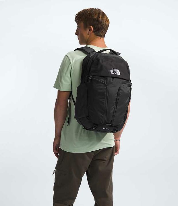 Actual product image North Face Surge (28 l)
