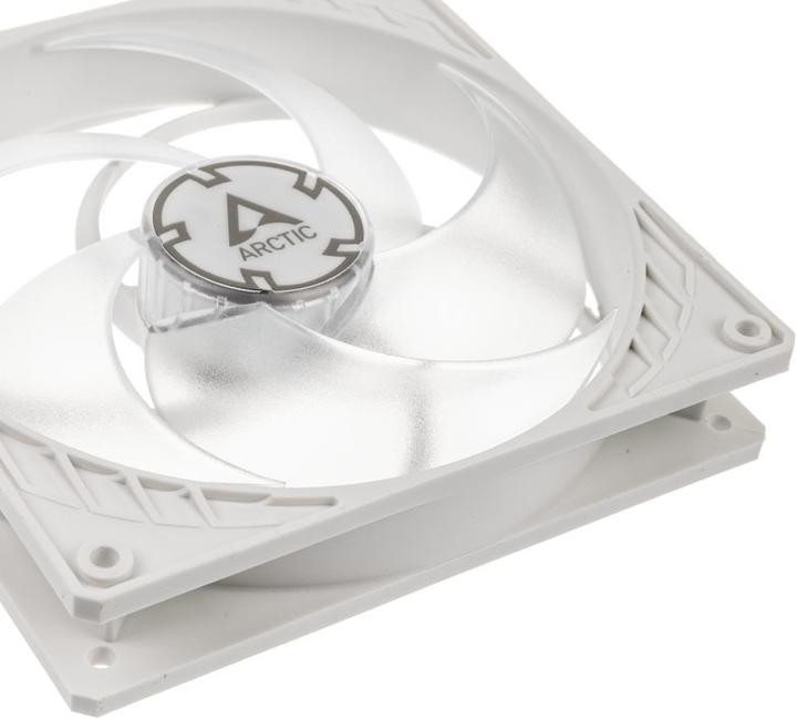 Actual product image Arctic Cooler F14 PWM (white/transparent) (140 mm, 1 x)