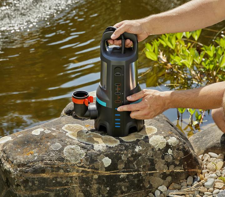 Produktbild Gardena Schmutzwasser-Tauchpumpe 20000 (Schmutzwasserpumpe)