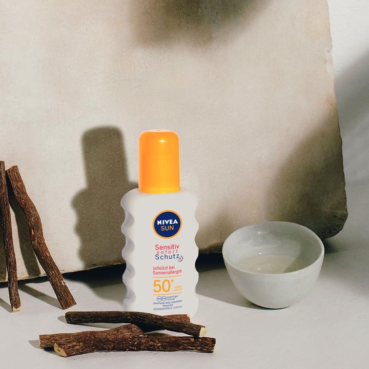 Immagine prodotto NIVEA Sensibile al sole (Spray solare, SPF 50, 200 ml)