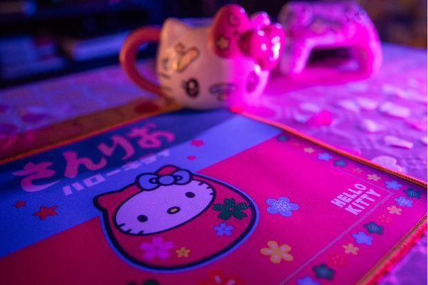 Actual product image Konix Hello Kitty Mousepad Japon 27 x 32 cm (M)