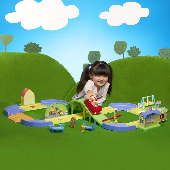 Produktbild Hasbro Peppas lustige Stadtrundfahrt