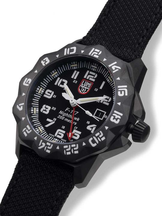 Produktbild Luminox F-117 Nighthawk 6400 Series (Analoguhr, Taucheruhr, Swiss Made, 44 mm)