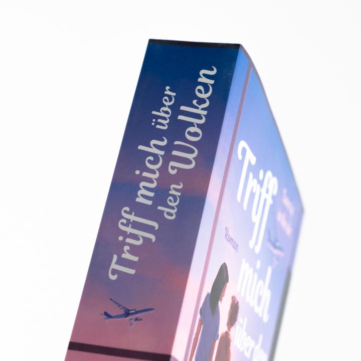 Actual product image Burke:Triff mich über den Wolken (German, Andie Burke, 2024)