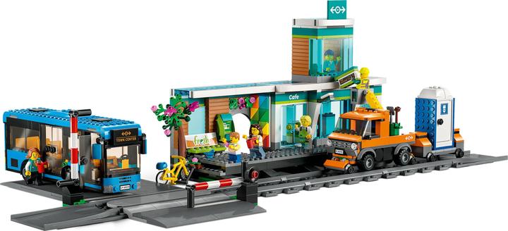 Produktbild LEGO Bahnhof (60335, LEGO City)