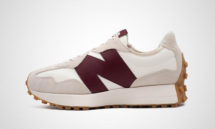 Actual product image New Balance 327 (38)