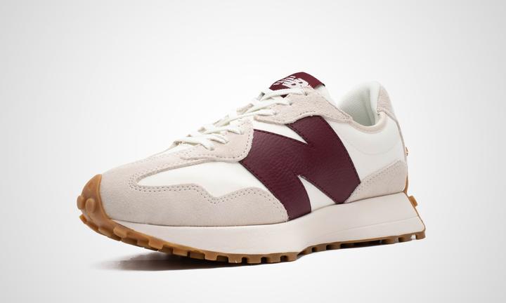 Actual product image New Balance 327 (38)