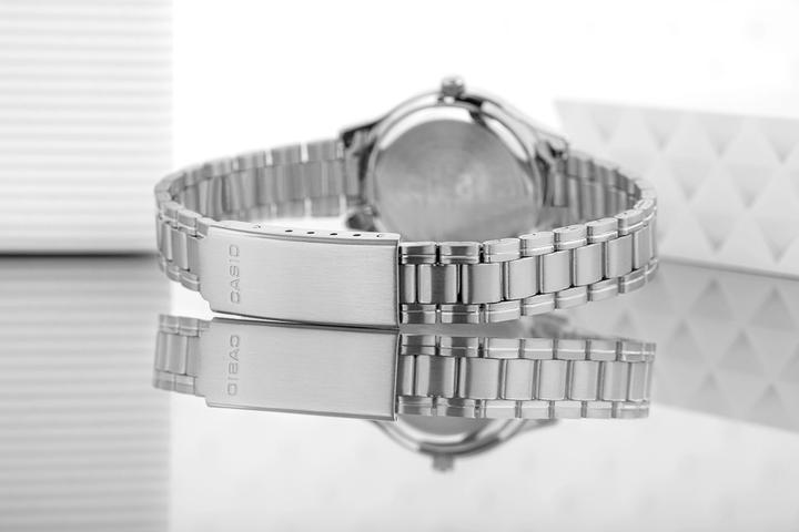 Actual product image Casio Ladies' watch LTP-1128A-7BRDF + BOX