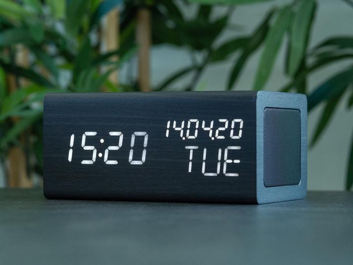 Actual product image Avenwood Qi Charging Speaker