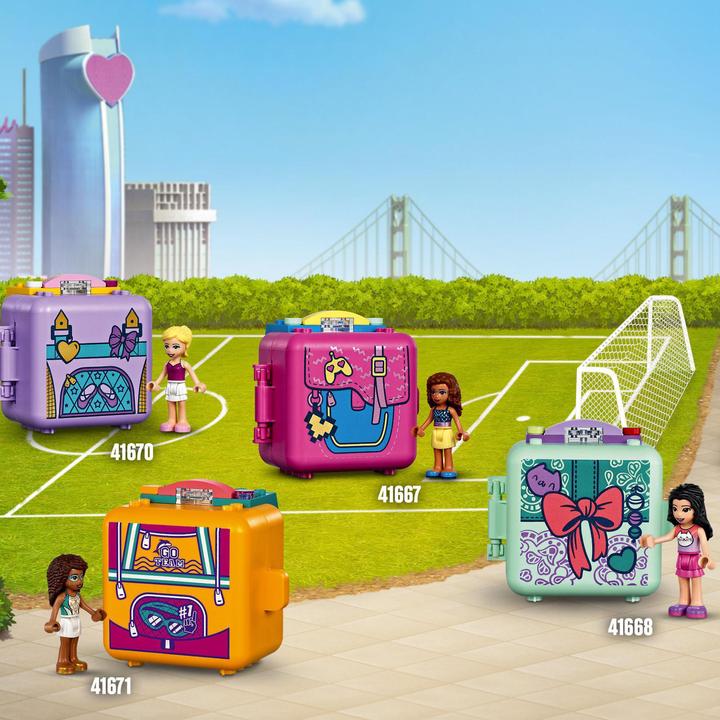 Actual product image LEGO Mia's Football Cube (41669, LEGO Friends)