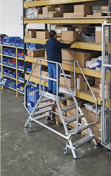 Produktbild Krause Podestleiter mit R13-Rutschhemmung (Plattformleiter, 195 cm)