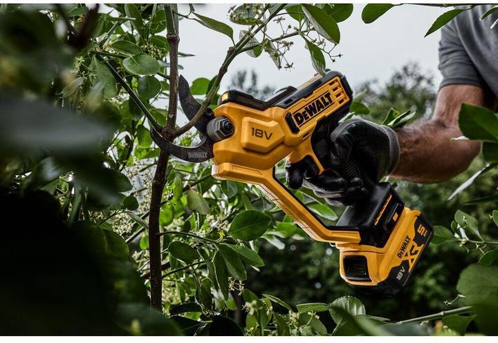 Actual product image DeWalt Battery lopping shears