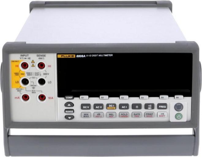 Immagine prodotto Fluke Calibrazione 8808A 240V Multimetro da banco digitale CAT I 1000 V, CAT II 600V Display (conteggi): 2 (CAT I 1000V, CAT II 600V)