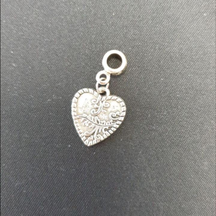 Hermex Herz love Charm Anhänger für Armband - Silbrig (edler Kupferlegierung)
