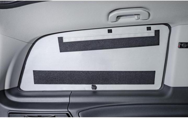 Produktbild VanEquip Fensterpacktasche im Set mit Wandpaneel links