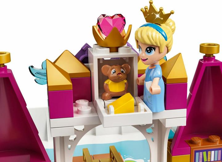 Actual product image LEGO Storybook Adventures with Arielle, Belle, Cinderella and Tiana (43193, LEGO Disney)