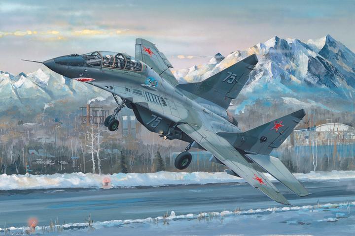 Produktbild Trumpeter Russian MIG-29UB Fulcrum