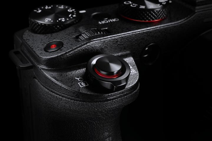 Actual product image Canon PowerShot G3 X (8.8 - 220 mm, 20 Mpx, 1")