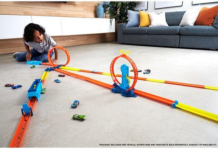Actual product image Hot Wheels Track Builder Unlimited Adjustable Loop Pack