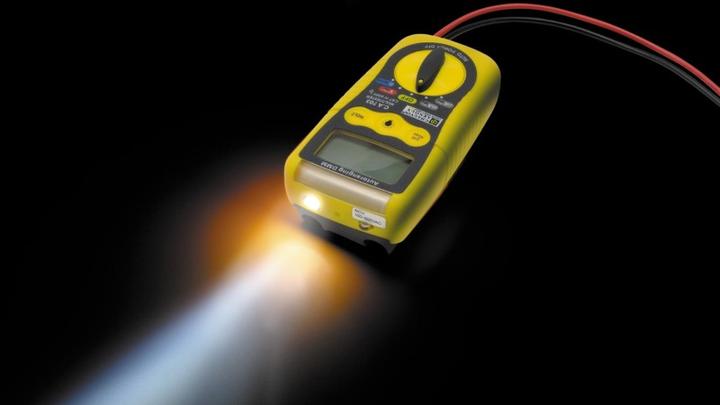 Actual product image Chauvin Arnoux Hand-held multimeter C.A 702 Calibr (CAT IV 600V, CAT III 1000V)