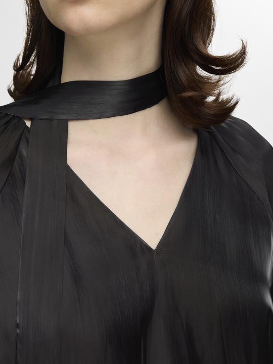 Image du produit Selected Femme Robe métallique avec décolleté en V (34)