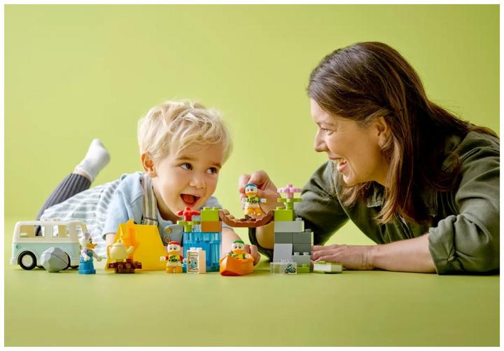 Actual product image LEGO Camping adventure (10997)