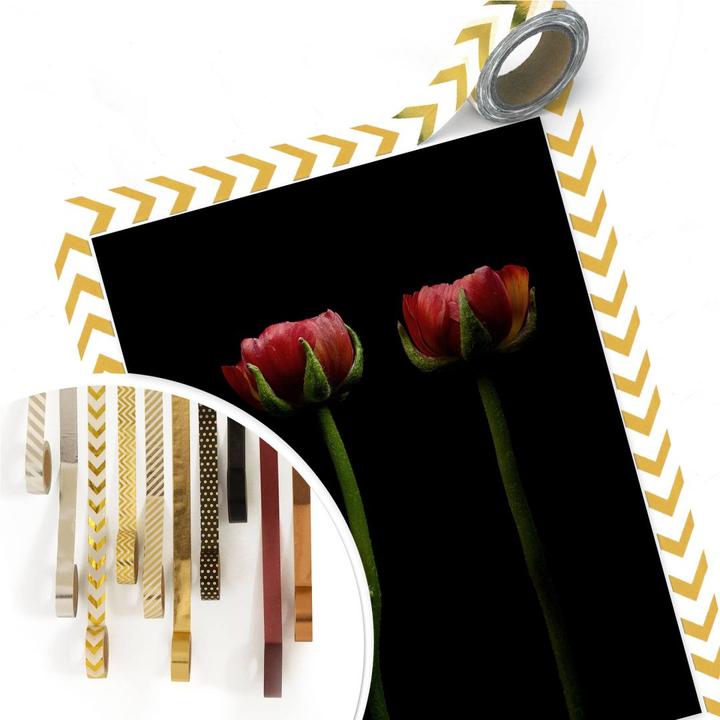 Actual product image Trenddeko Two red ranunculus (30 x 40 cm)