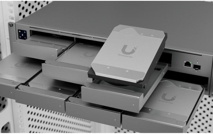 Actual product image Ubiquiti UACC-HDD-E-16TB (16 TB, 3.5")