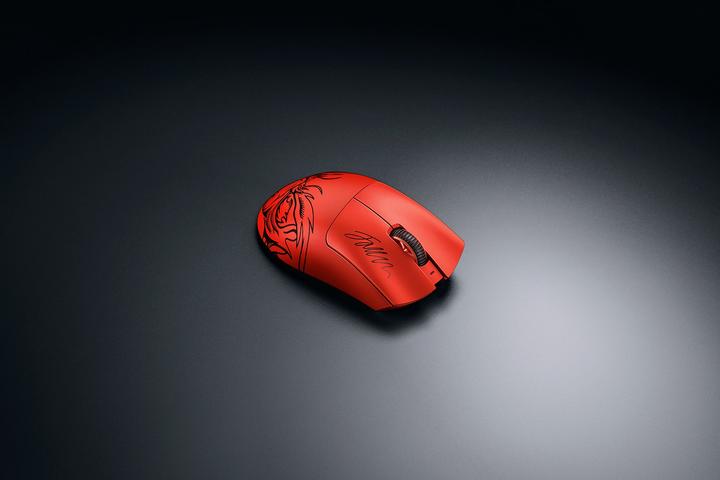 Immagine prodotto Razer Deathadder V3 Pro Faker Edition (Senza fili, Cablato)