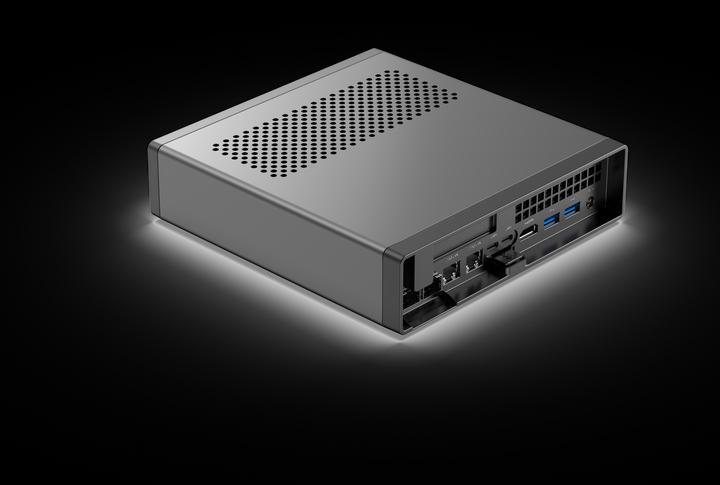 Produktbild Minisforum MS-01-S1390 (Intel Core i9-13900H, 32 GB, 1000 GB, Intel Iris Graphics)