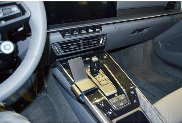 Produktbild Brodit ProClip Porsche 911 Type 992 Bj. 20-21