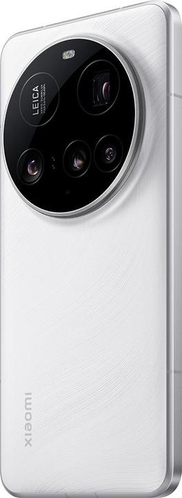 Actual product image Xiaomi 15 Ultra + Electric Scooter 4 Pro Plus CH-Edition Launch Bundle (512 GB, White, 6.73", Dual SIM, 50 Mpx, 5G)