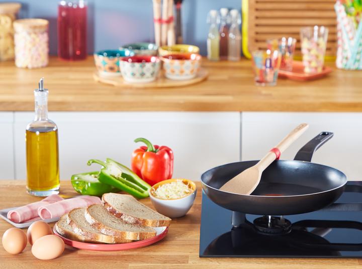 Actual product image Tefal Easy Cook & Clean (24 cm, Frying pan, Aluminium)
