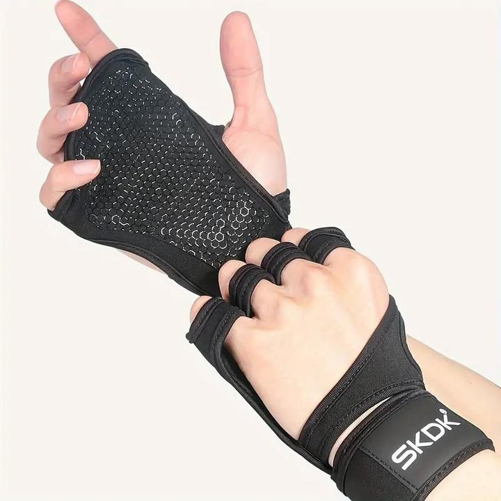 Actual product image Cbx Fitness-Handschuhe mit Handgelenkbandagen und Silikongel Grösse S (S)