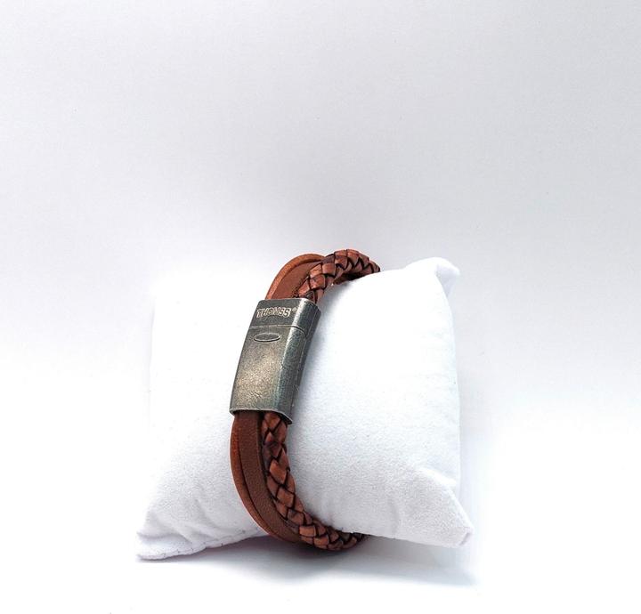 Produktbild Thomss Lederarmband No.20 Unisex Leder Hellbraun & Edelstahlverschluss Matt Umfang 23cm (23 cm, Edelstahl, 100% Leder)