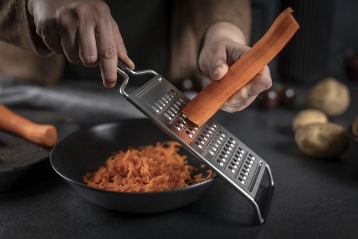 Actual product image Kuhn Rikon ESSENTIAL Grater coarse