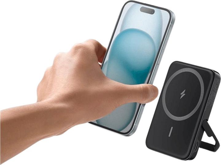 Actual product image Anker 322magGo wireless magnatic Power Bank 5000mAh 7,5W with stand black (5000 mAh, 12 W, 18.50 Wh)