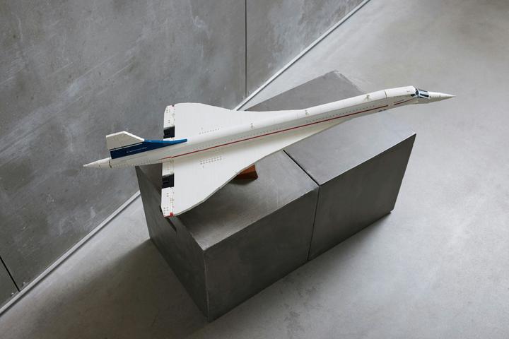 Actual product image LEGO Concorde (10318, LEGO Icons, LEGO Rare Sets)