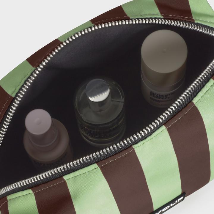 Actual product image Wouf Downtown Kulturbeutel 22 cm (4 l)