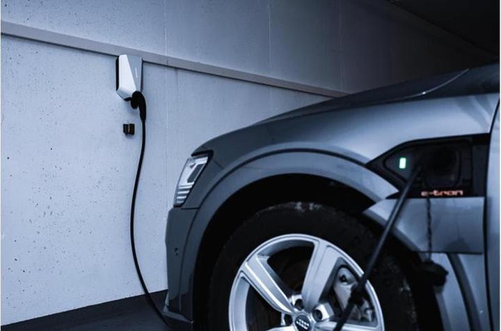 Actual product image Easee Charge Lite (Type 2, 11 kW, 32 A, Type 2)